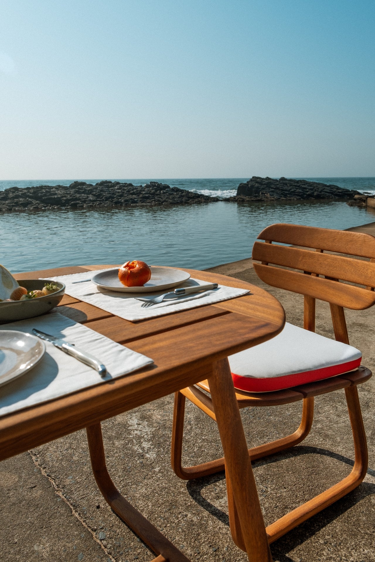 Holiday Often Dining Table