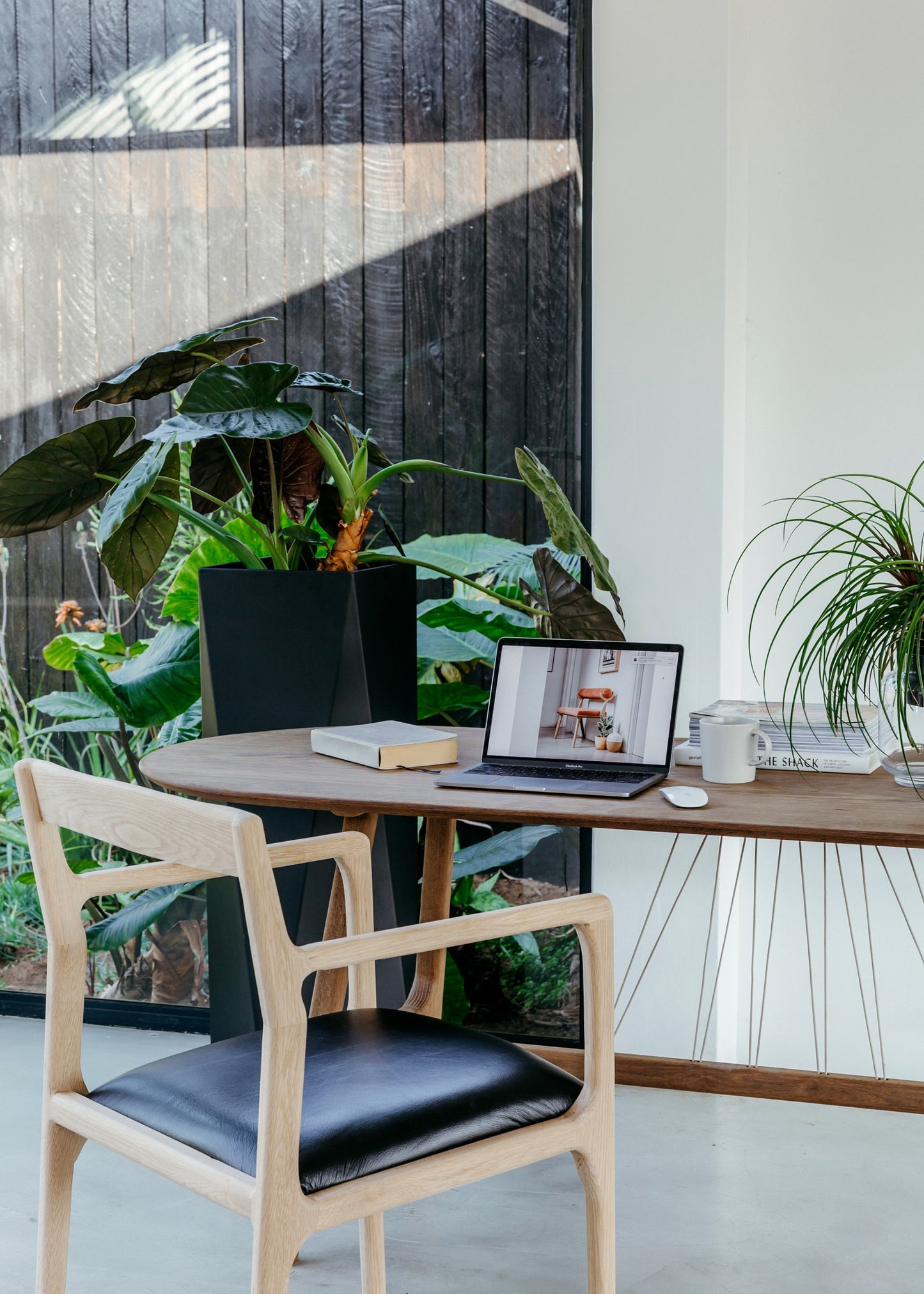 Floc Table