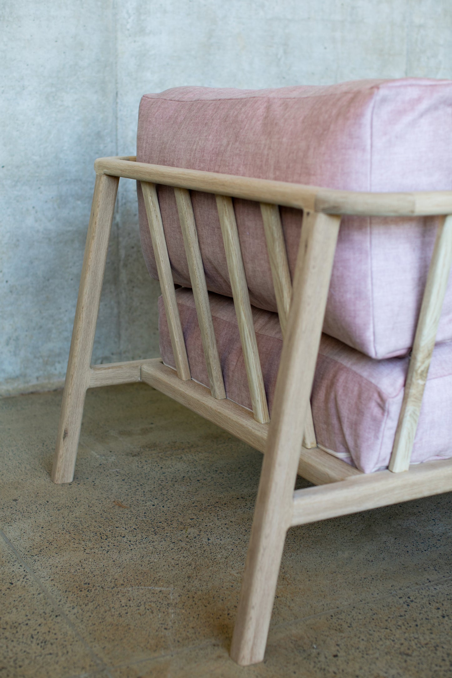 Zing Sofa Single