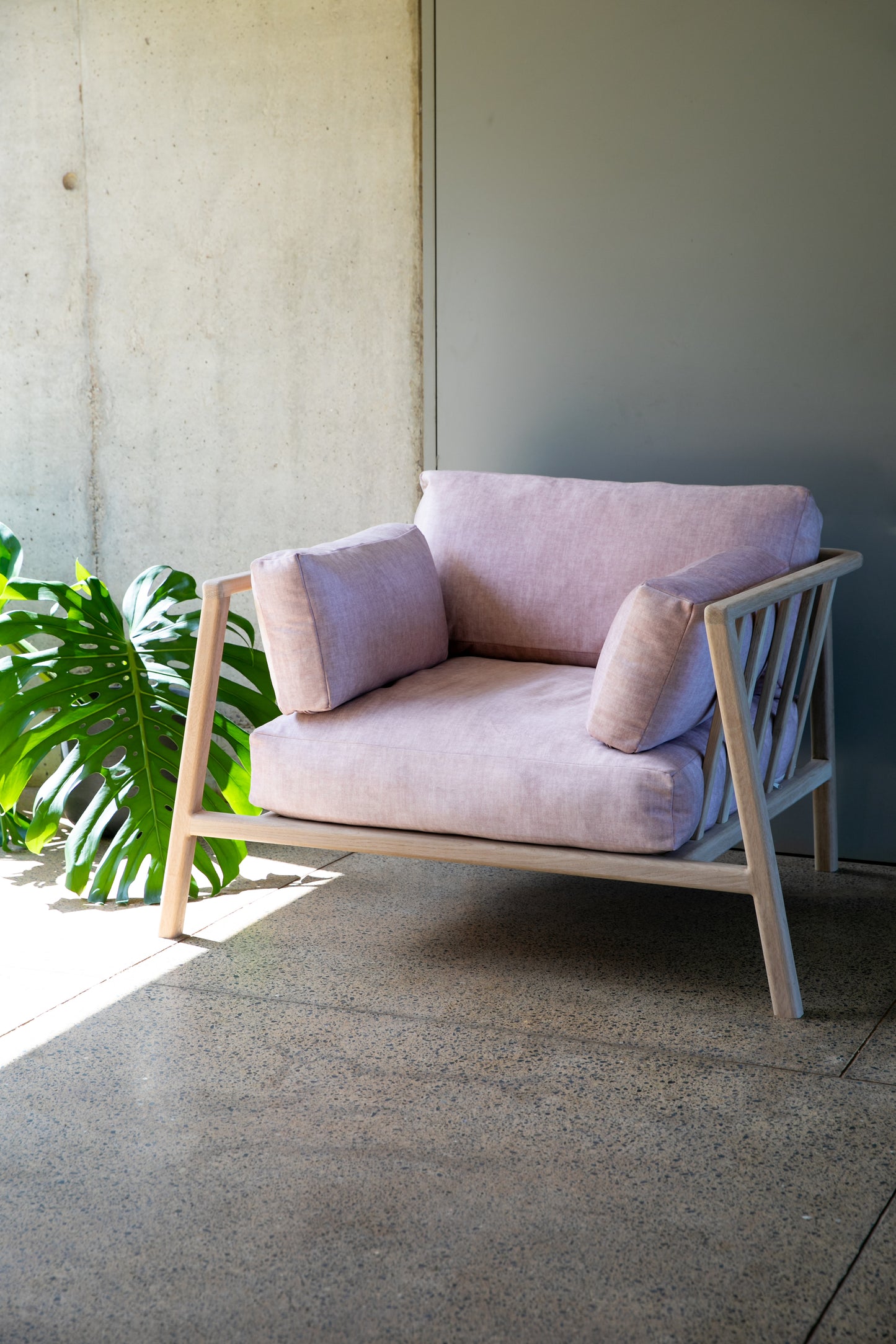 Zing Sofa Single