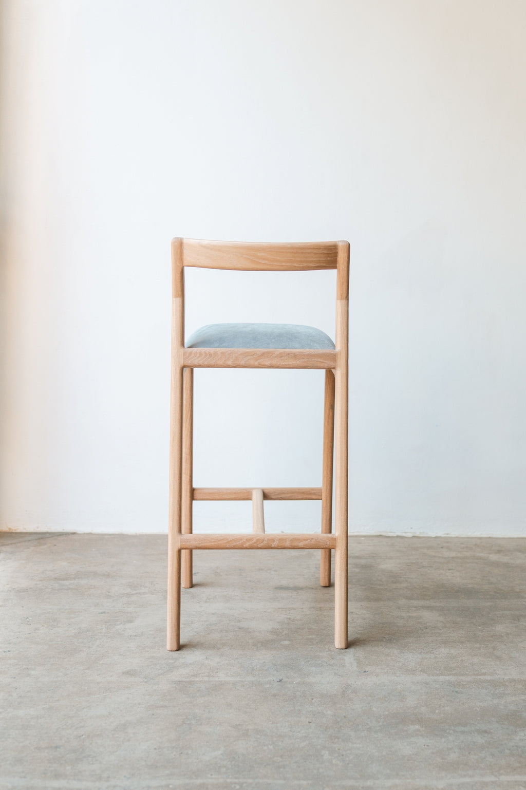 Selah Barstool