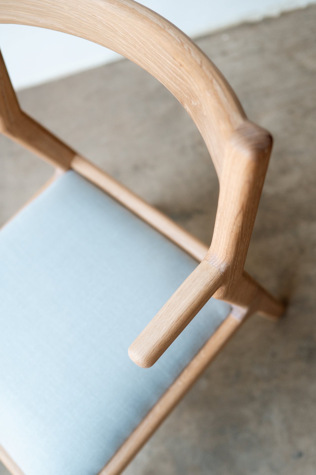 Selah Cafe Armrest Dining Chair