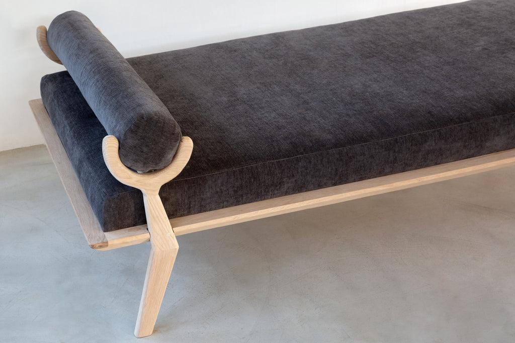 Chameleon Daybed