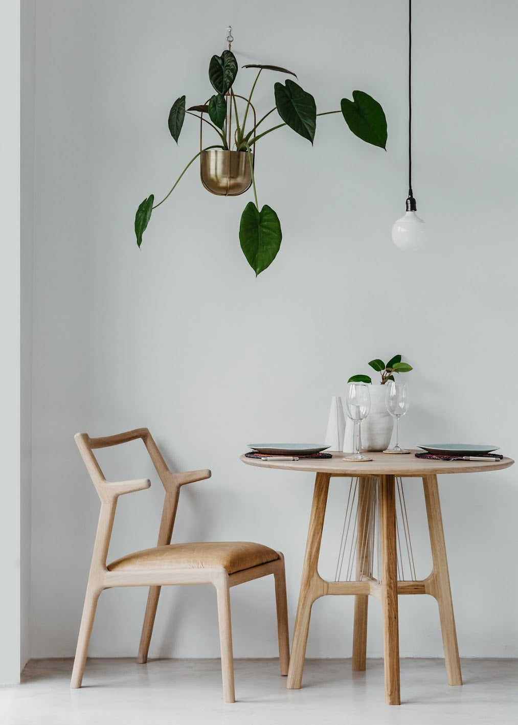 Aroma Café Table
