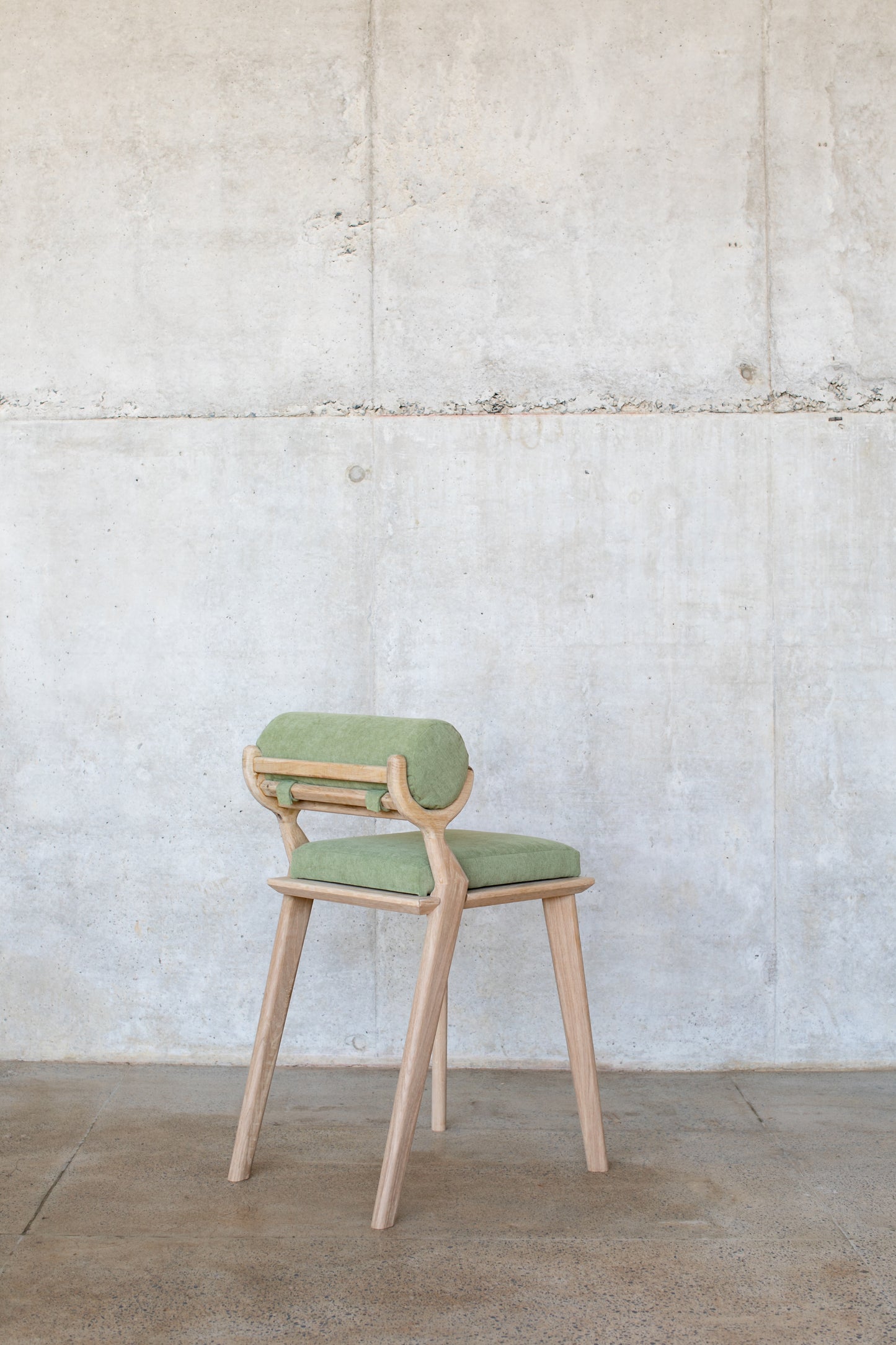 Chameleon Kitchen Stool